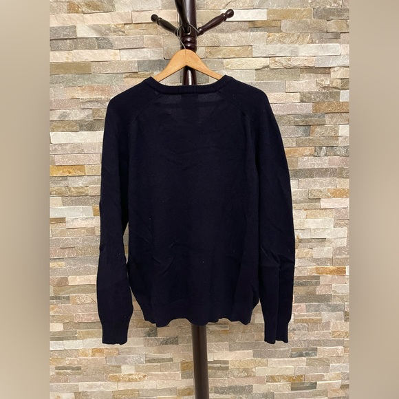 LL Bean Men’s Size X Large 100% Lambs Wool Pullover V-Neck Sweater Navy Blue - Picture 2 of 7